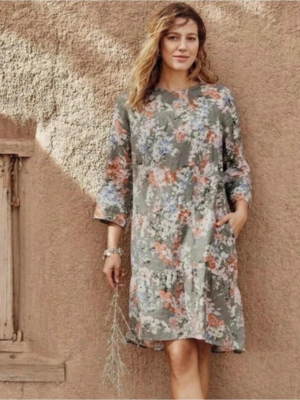 J. Jill Floral Midi Shift Dress in Sage and Soft Coral size medium petite, linen